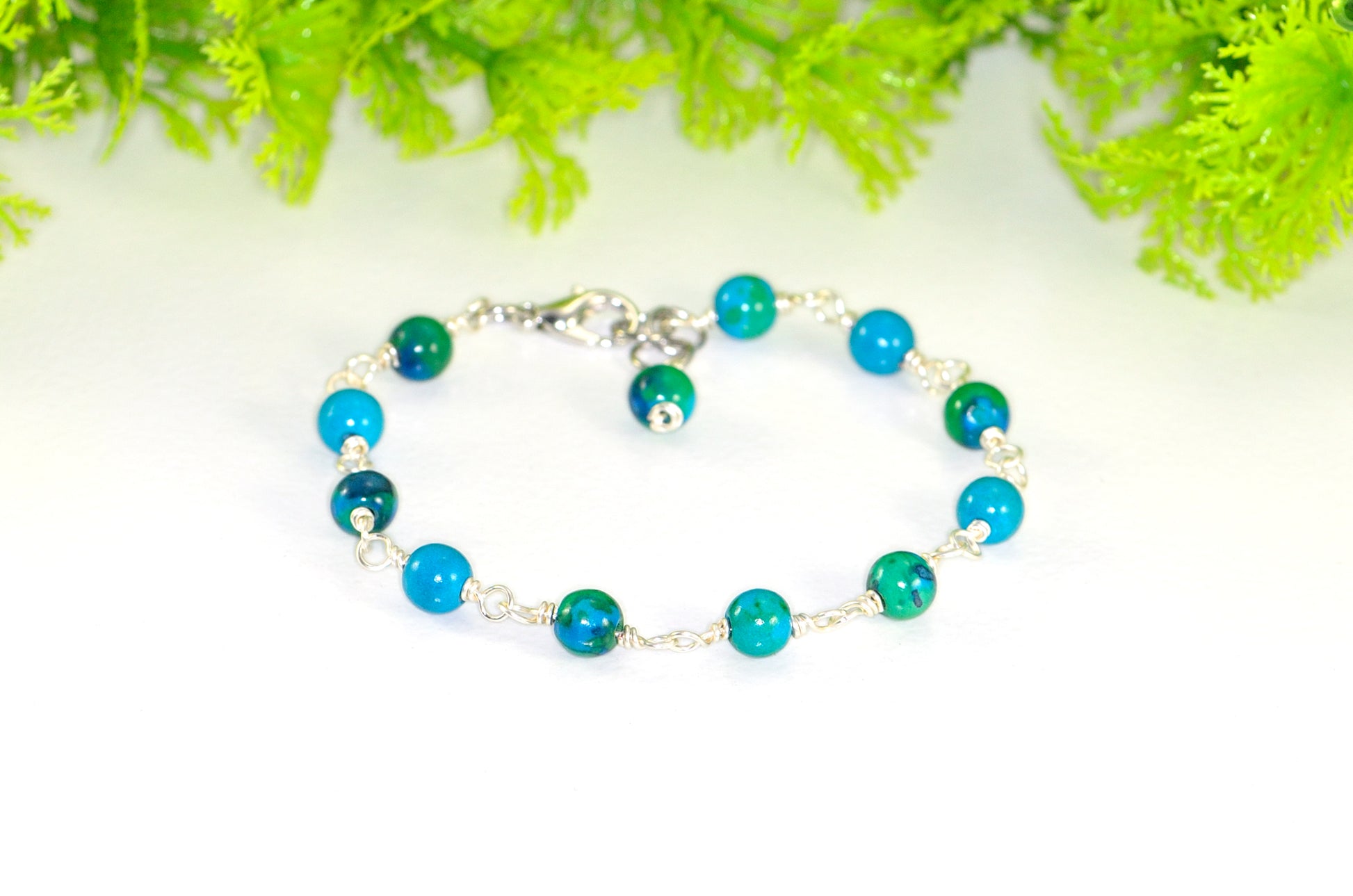 6mm Blue Jade Link Bracelet with clasp.